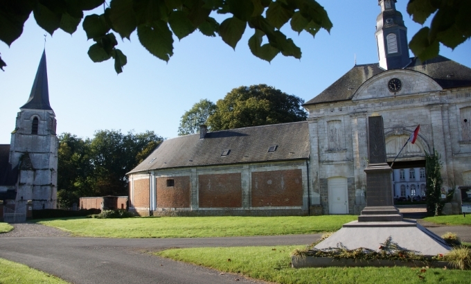 Porche du Château de Flers © M.Bequart